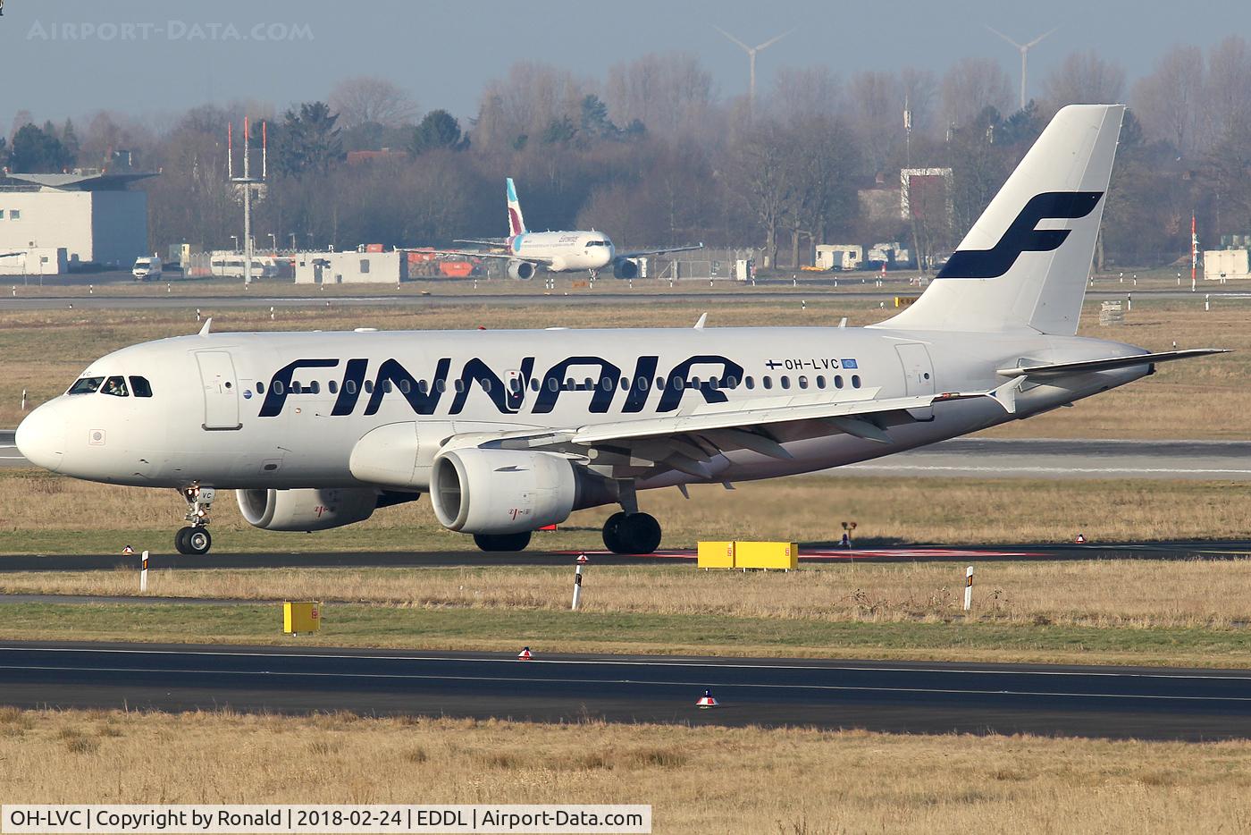 OH-LVC, 2000 Airbus A319-112 C/N 1309, at dus