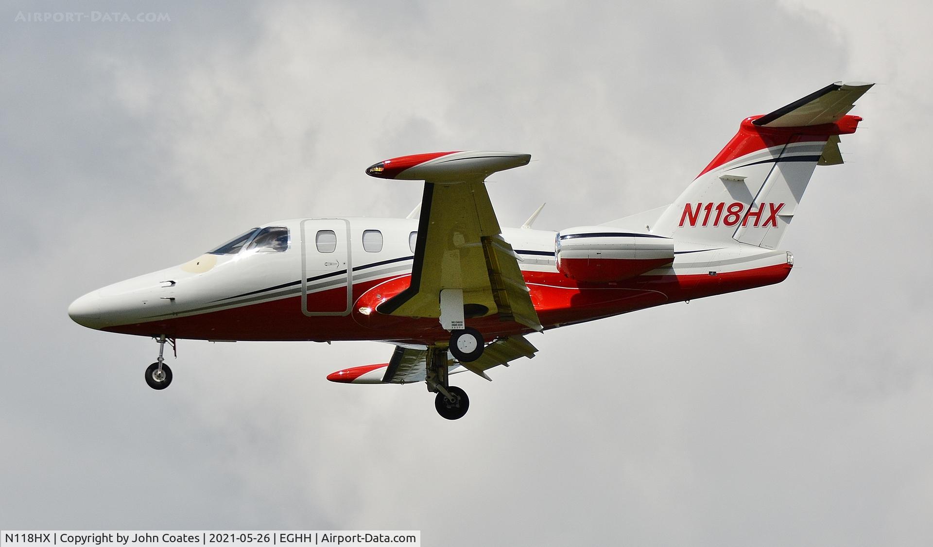 N118HX, 2014 Eclipse Aviation Corp EA500 C/N 000275, Finals to 26