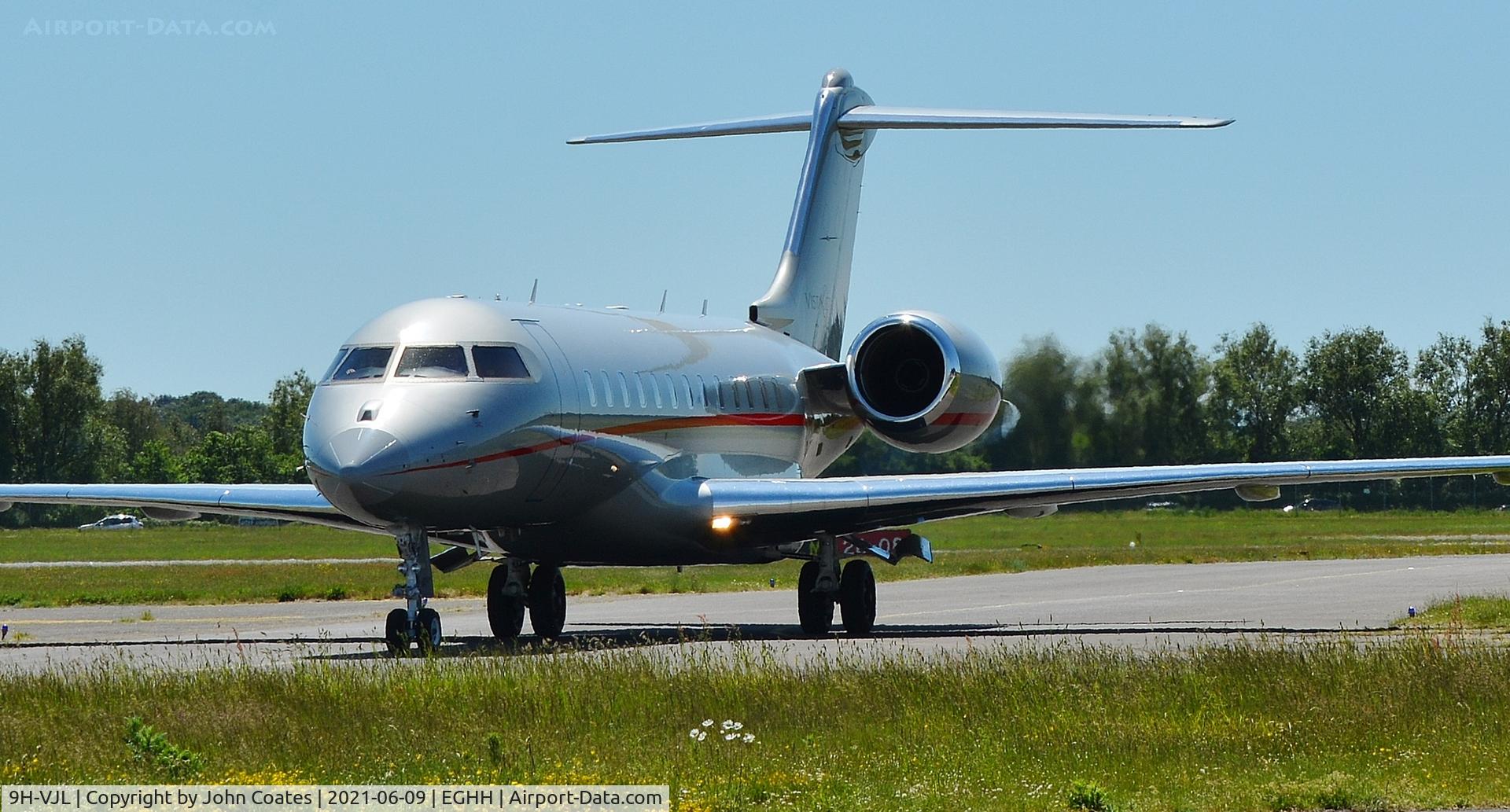 9H-VJL, 2014 Bombardier Global 6000 (BD-700-1A10) C/N 9626, Taxiing on arrival