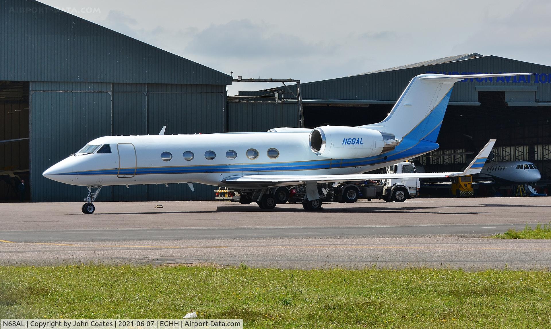 N68AL, 1992 Gulfstream Aerospace G-IV C/N 1198, At Thurston Avn.