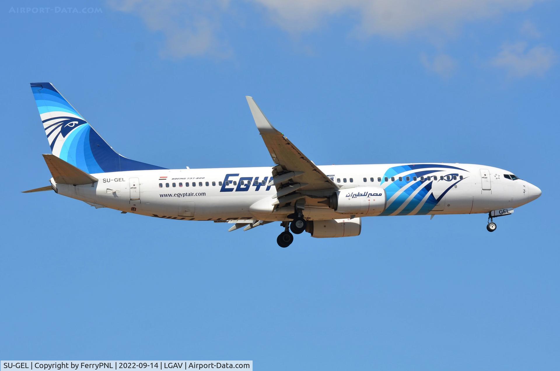 SU-GEL, 2017 Boeing 737-866 C/N 63804, Egyptair B738 landing in ATH