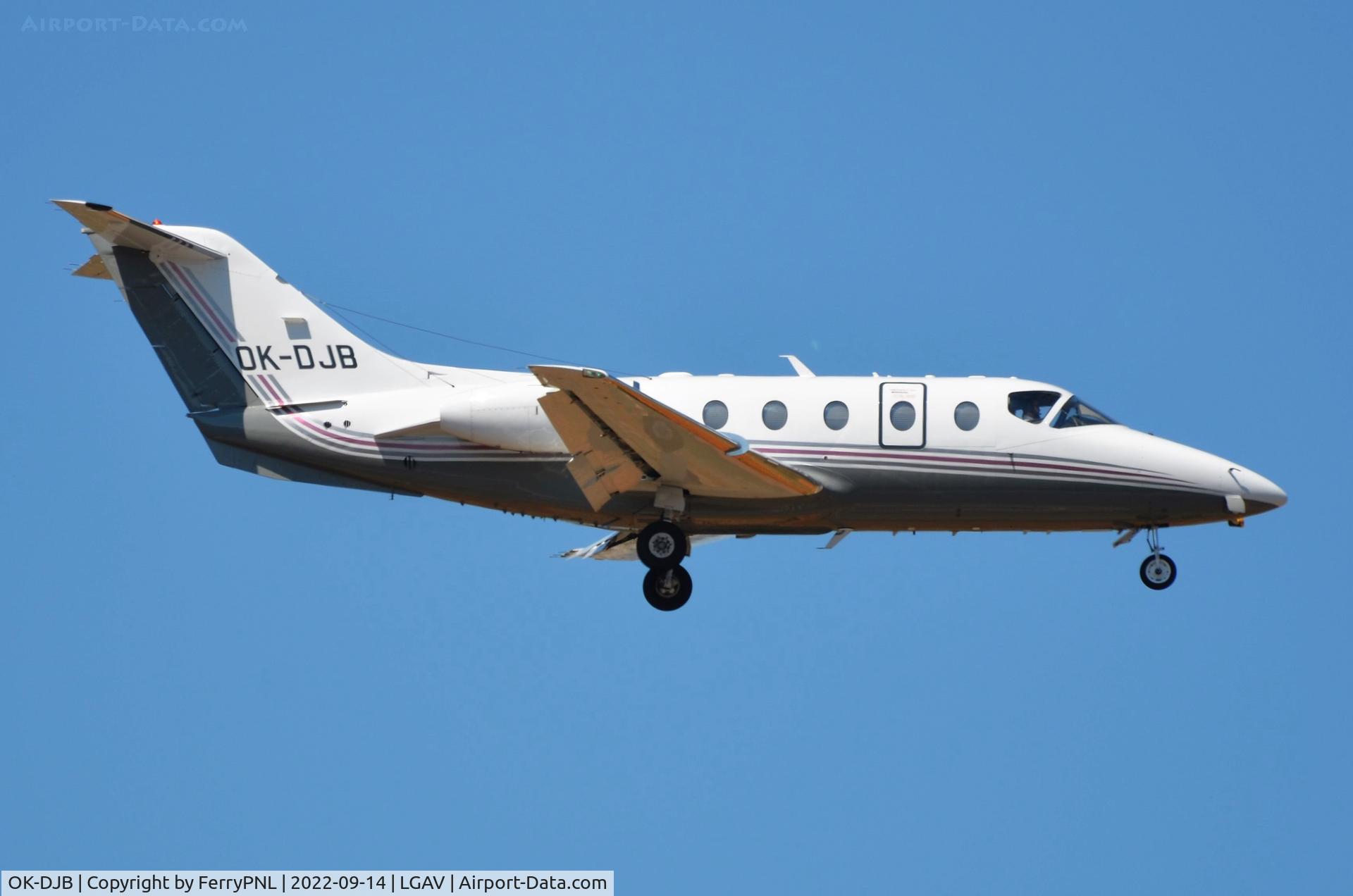 OK-DJB, 2004 Raytheon Beechjet 400A C/N RK-376, SY Achenar Ltd Be400