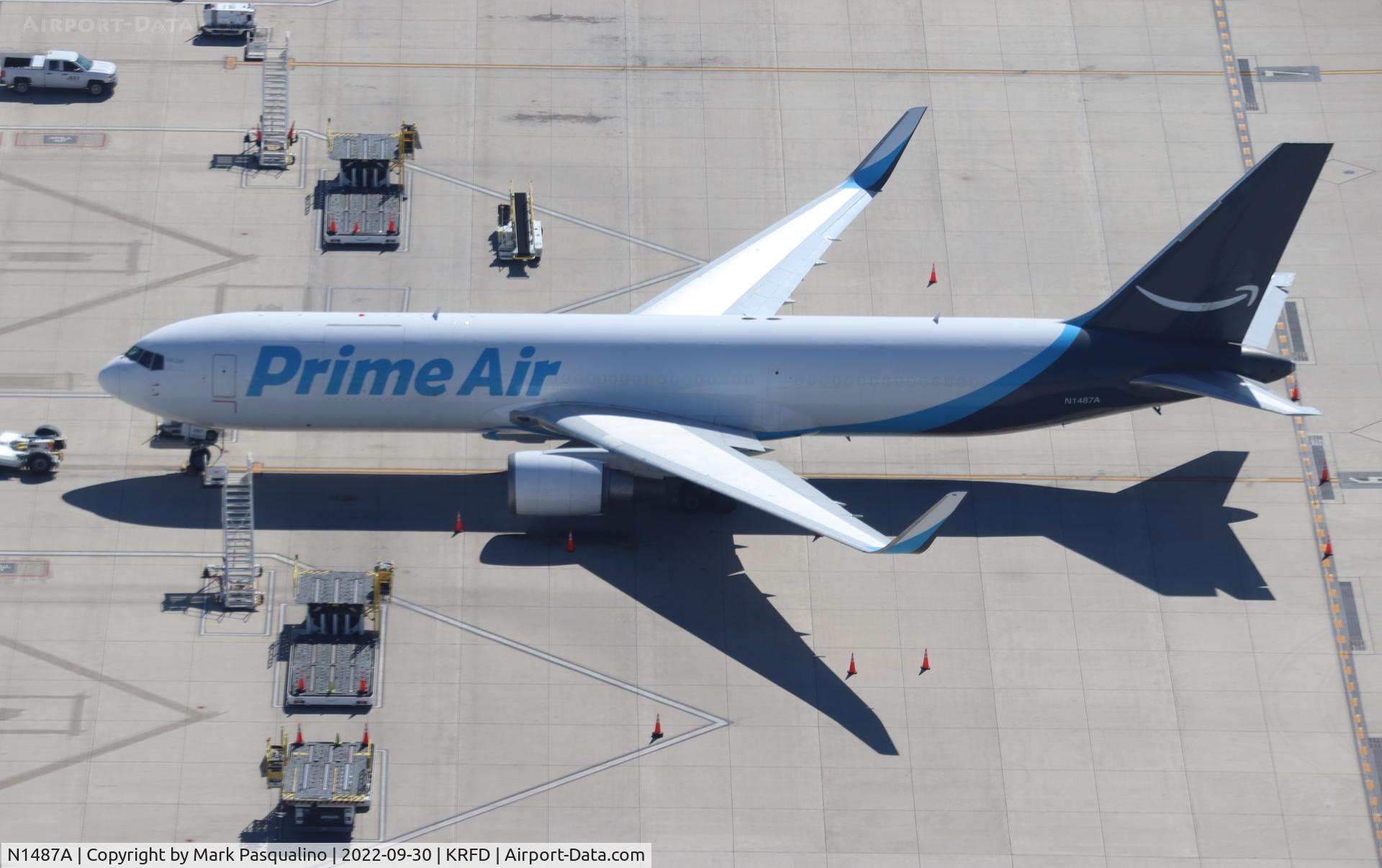 N1487A, 1997 Boeing 767-31K(ER)(BDSF) C/N 28865, Boeing 767-31/ER(BDSF)