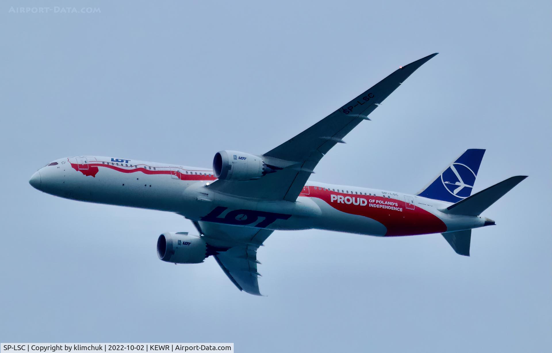 SP-LSC, 2018 Boeing 787-9 Dreamliner Dreamliner C/N 39293, On approach to EWR