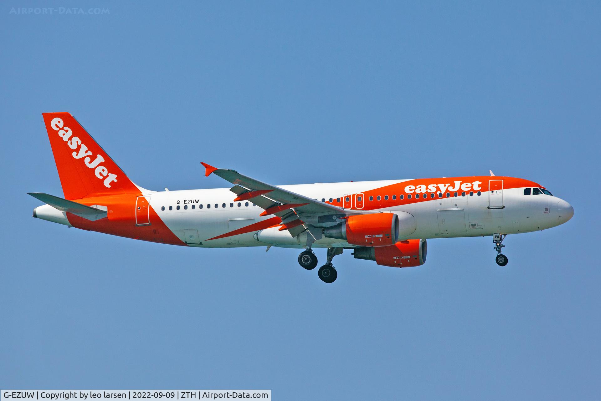 G-EZUW, 2012 Airbus A320-214 C/N 5116, Zakynthos 9.9.2022