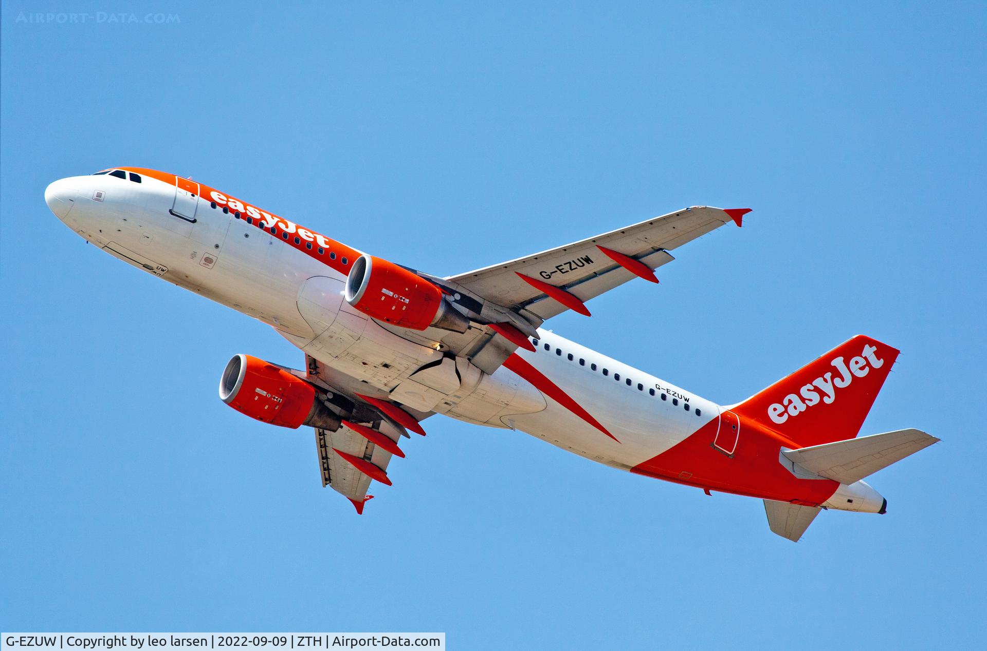 G-EZUW, 2012 Airbus A320-214 C/N 5116, Zakynthos 9.9.2022
