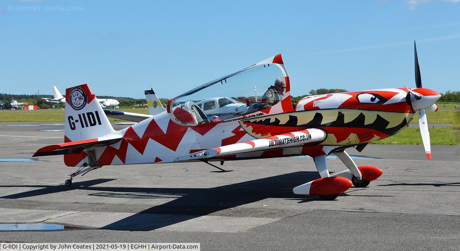 G-IIDI, 1997 Extra EA-300L C/N 047, Unusual visitor