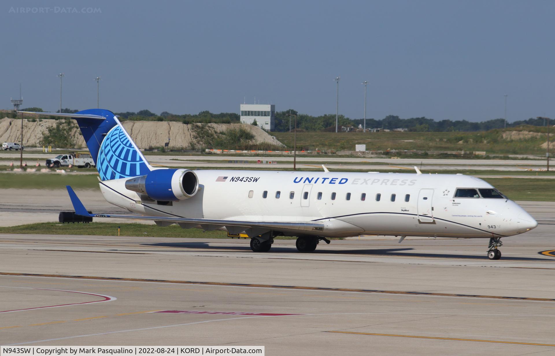 N943SW, 2003 Bombardier CRJ-200LR (CL-600-2B19) C/N 7762, CL-600-2B19