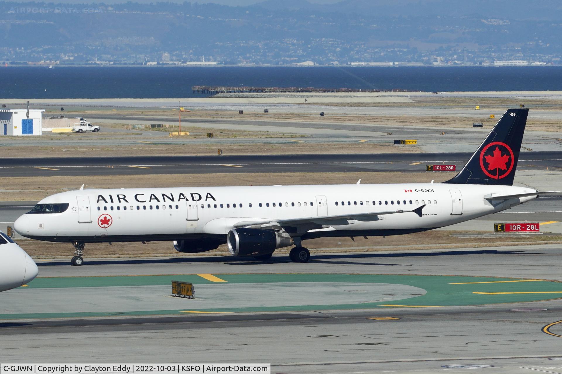 C-GJWN, 2002 Airbus A321-211 C/N 1783, SFO 2022.