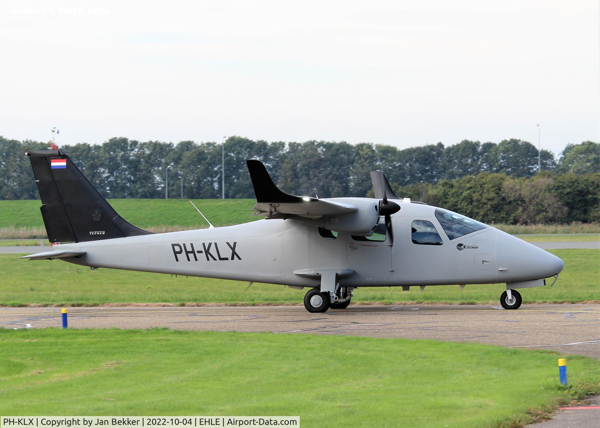 PH-KLX, Tecnam P2006T C/N 345, Lelystad Airport