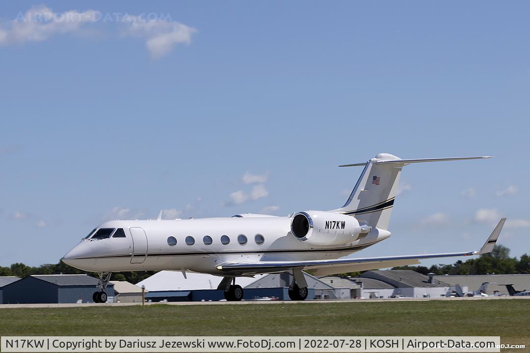 N17KW, Grumman G-1159 Gulfstream II C/N 028, Grumman G-1159 Gulfstream II  C/N 28, N17KW