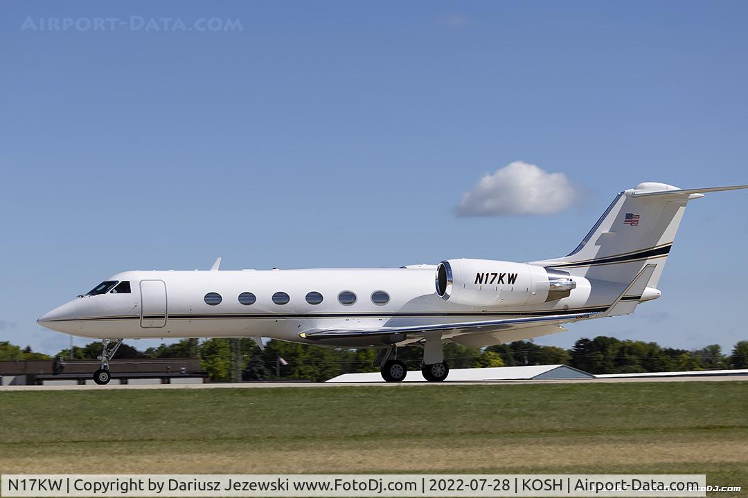 N17KW, Grumman G-1159 Gulfstream II C/N 028, Grumman G-1159 Gulfstream II  C/N 28, N17KW