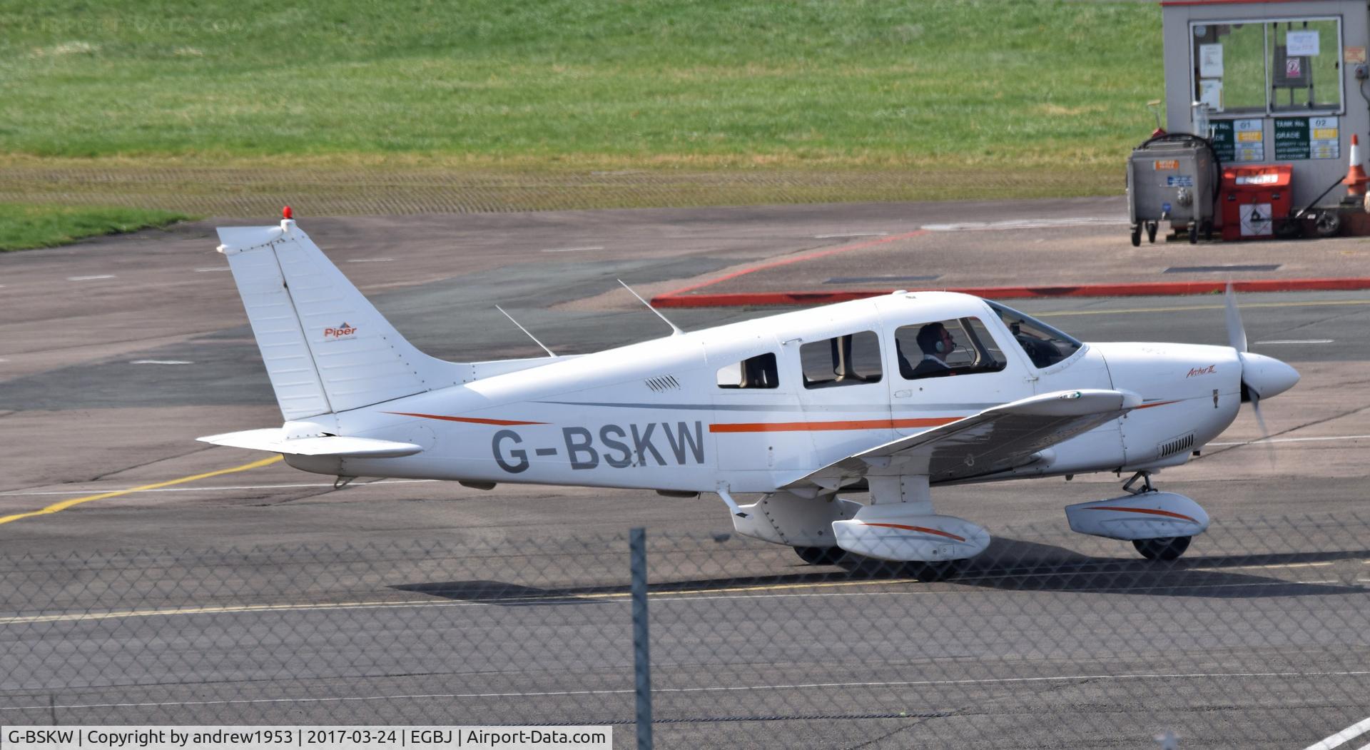 G-BSKW, 1989 Piper PA-28-181 Cherokee Archer II C/N 2890138, G-BSKW at Gloucestershire Airport.