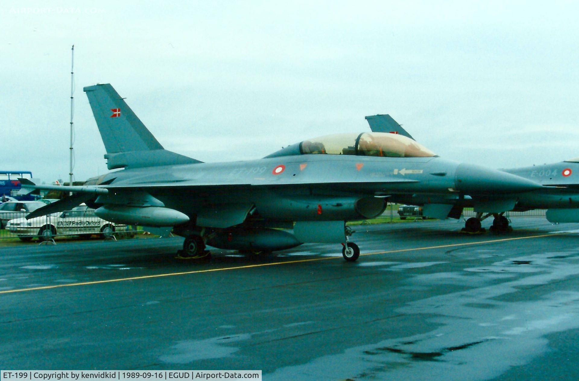 ET-199, 1986 Fokker F-16B Fighting Falcon C/N 6G-15, At the 1989 Abingdon air show.