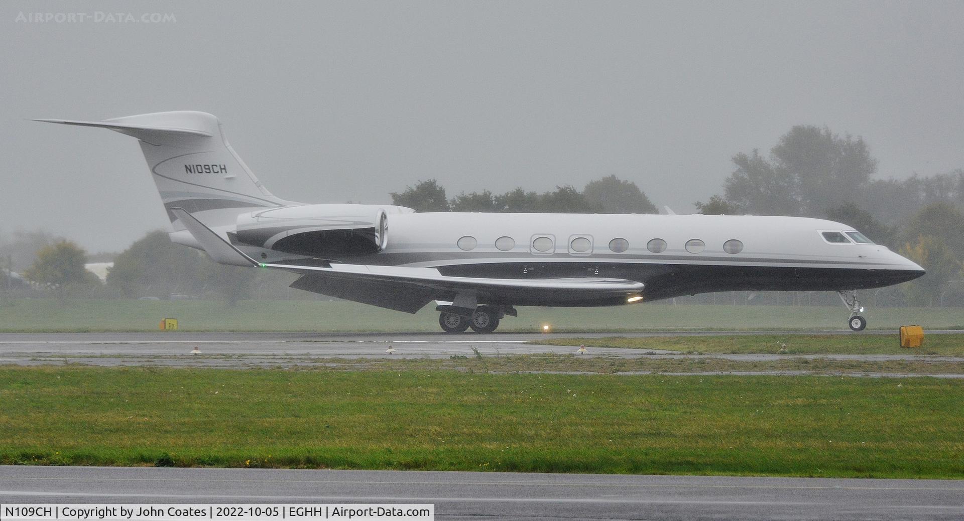 N109CH, Gulfstream G650 ER C/N 6462, Arriving form Las Vegas in bad weather