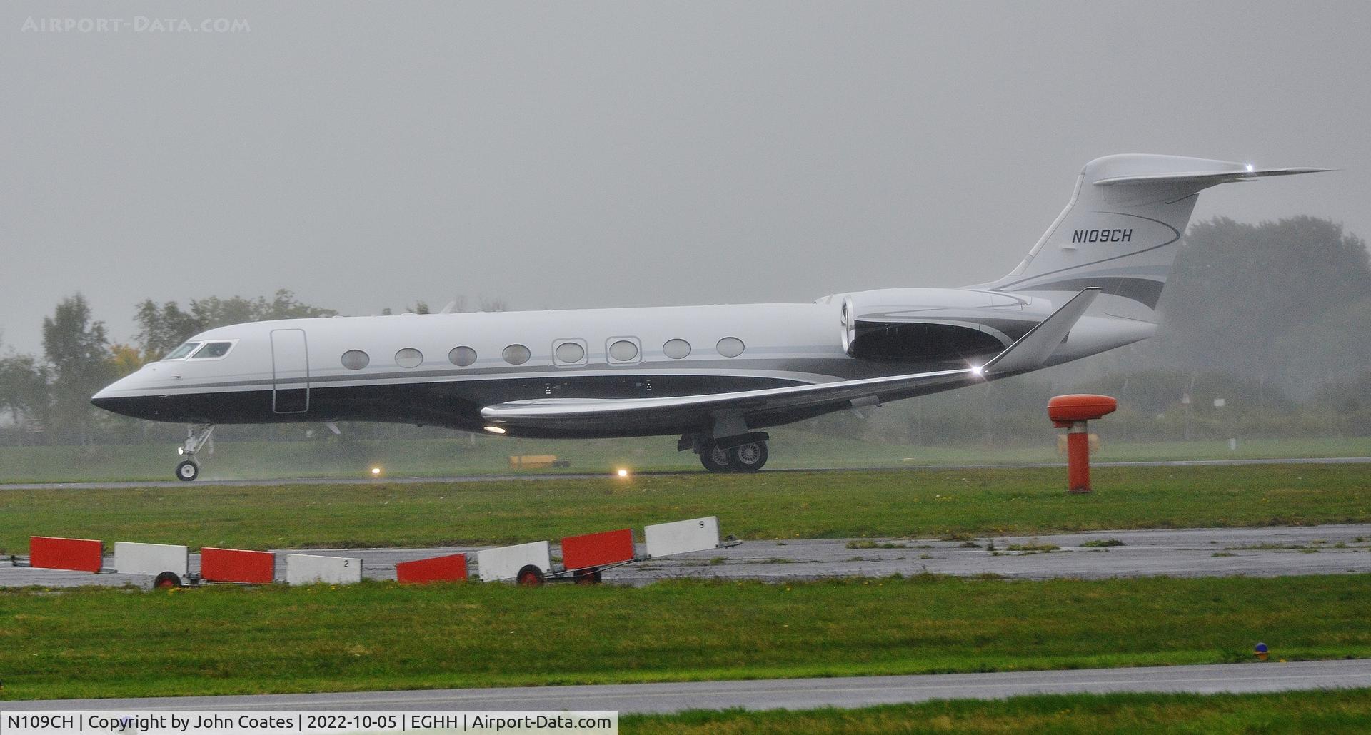N109CH, Gulfstream G650 ER C/N 6462, Backtracking on arrival in bad weather
