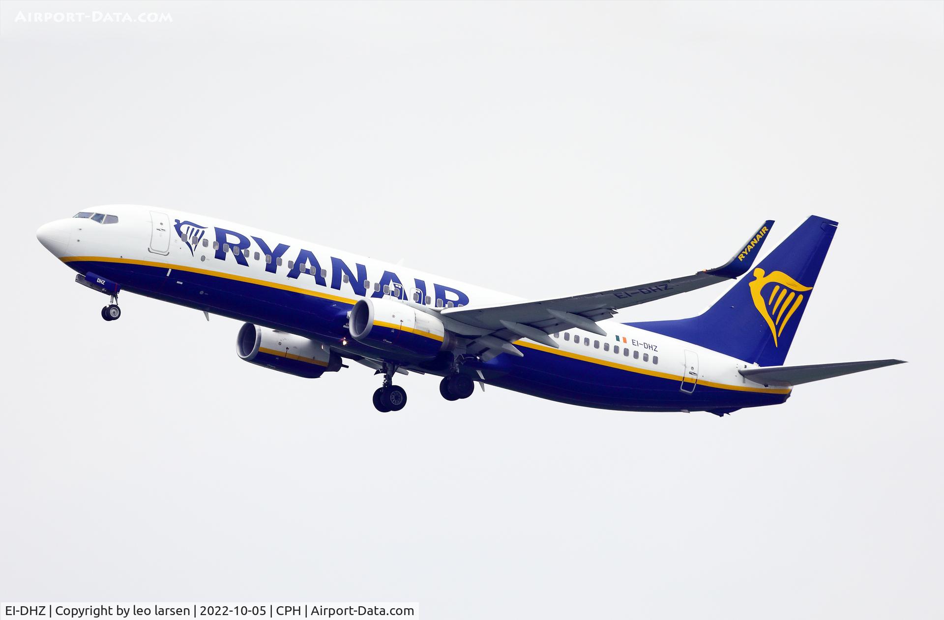 EI-DHZ, 2005 Boeing 737-8AS C/N 33583, Copenhagen 5.10.2022
