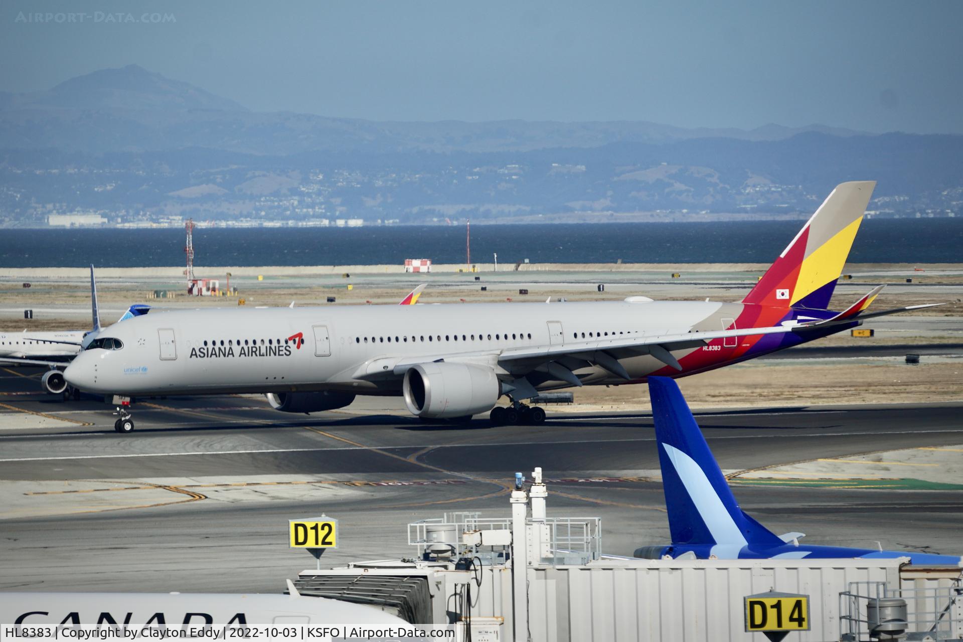 HL8383, 2020 Airbus A350-900 C/N 425, SFO 2022.