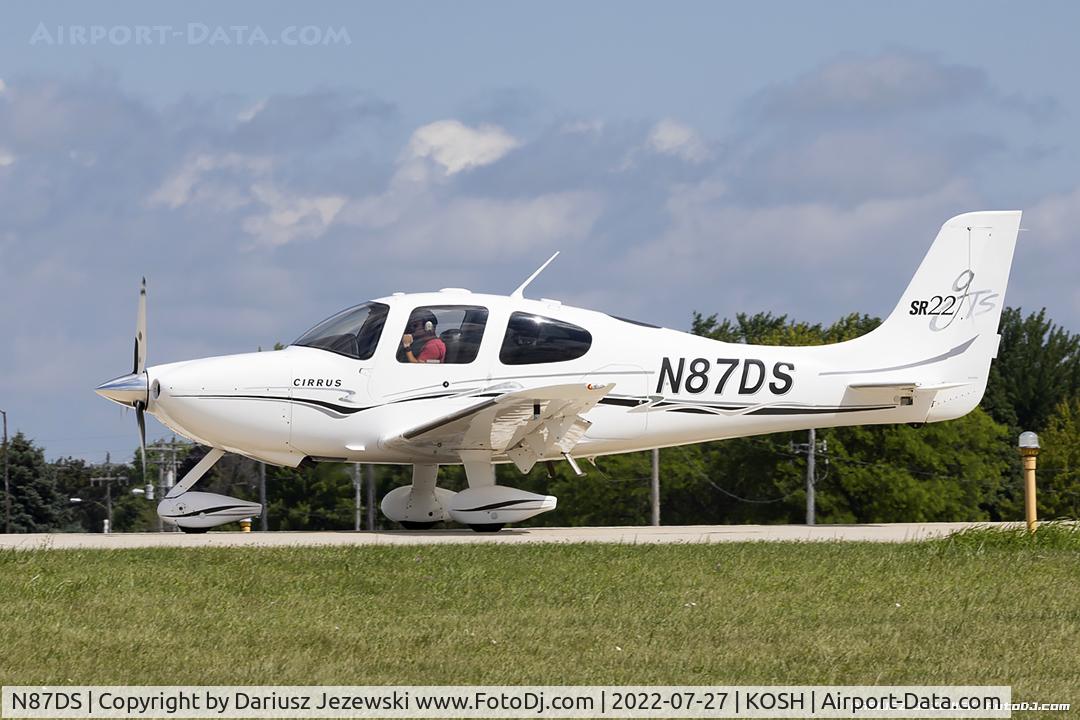 N87DS, Cirrus SR22 GTS C/N 1496, Cirrus SR22  C/N 1496, N87DS