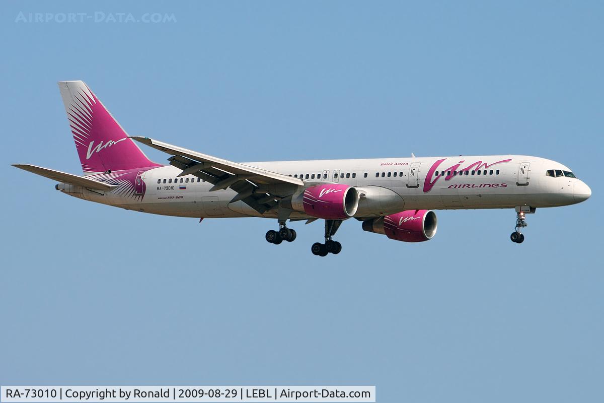RA-73010, 1992 Boeing 757-230 C/N 25438, at bcn