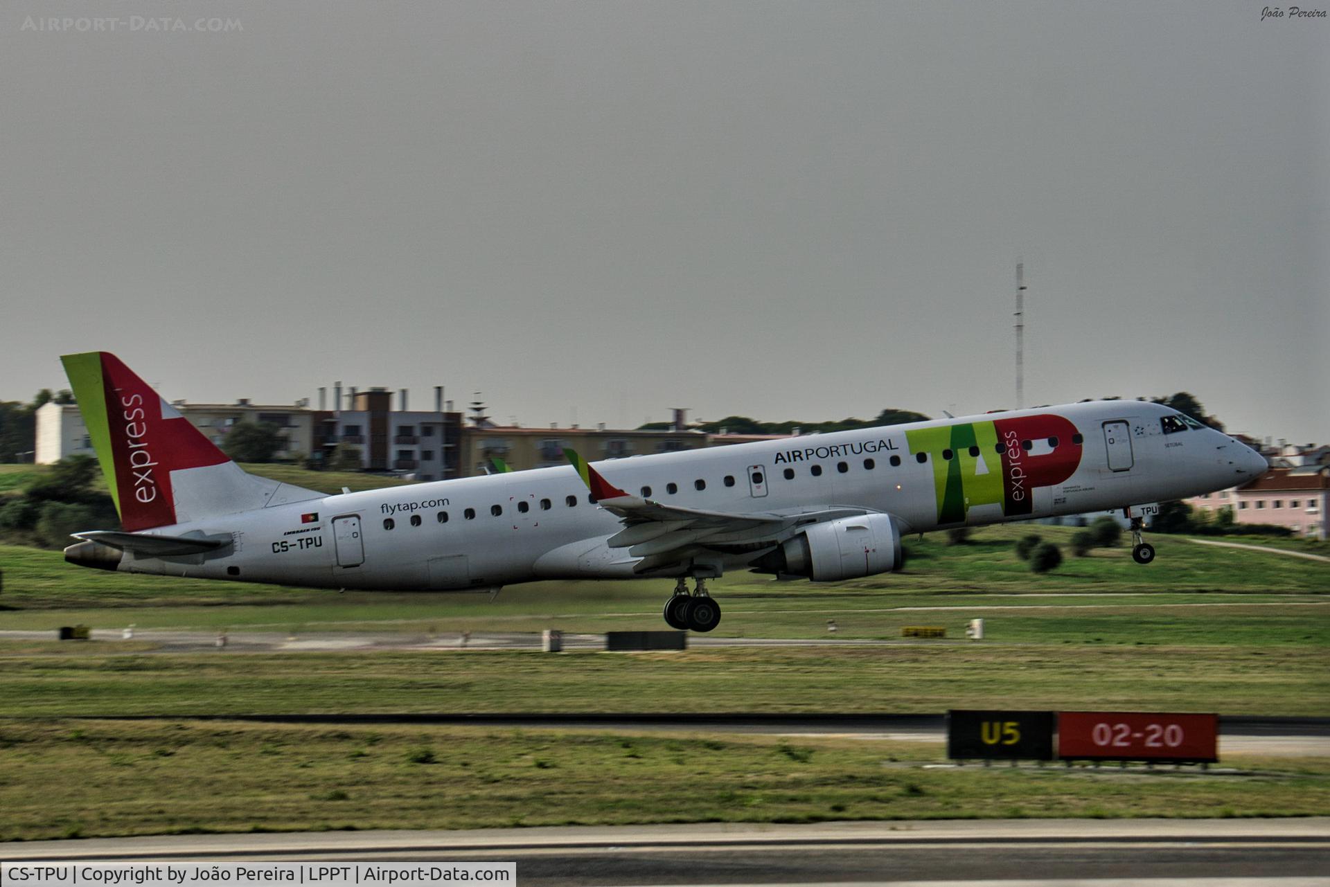 CS-TPU, 2011 Embraer 190LR (ERJ-190-100LR) C/N 19000506, PGA ERJ190LR at LPPT