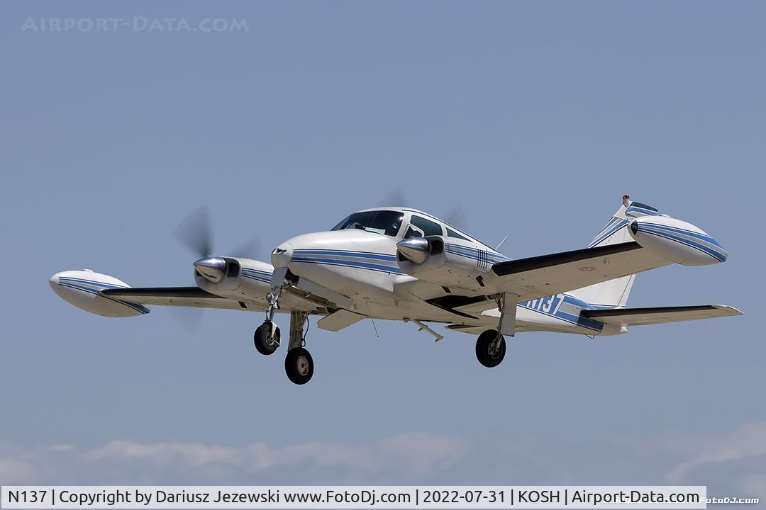 N137, 1960 Cessna 310F C/N 310-0028, Cessna 310F  C/N 310-0028, N137