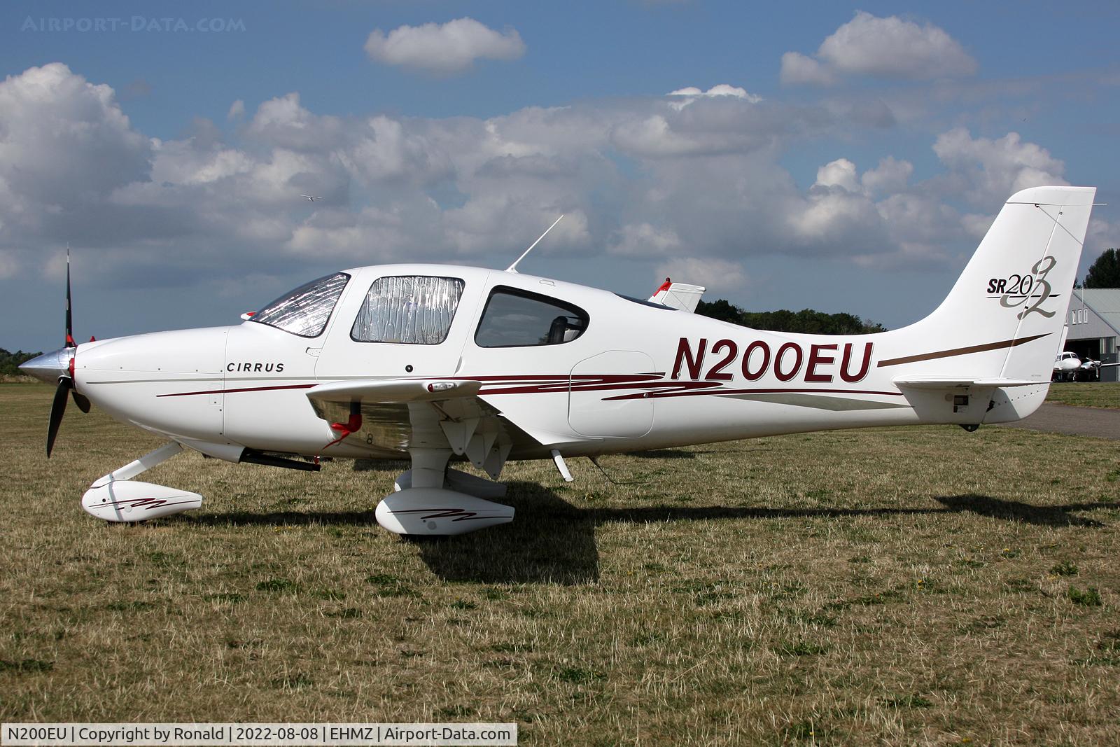 N200EU, 2005 Cirrus SR20 C/N 1517, at ehmz