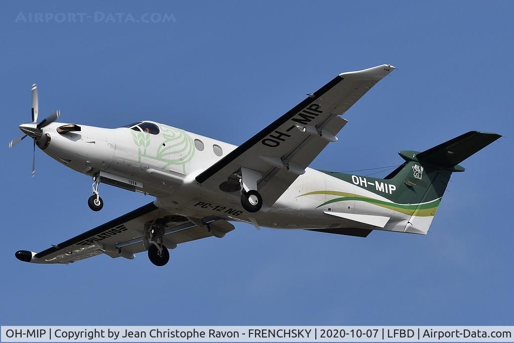 OH-MIP, 2019 Pilatus PC-12/47E C/N 1914, FLY7 flight FSF697F from Ibiza IBZ landing runway 23