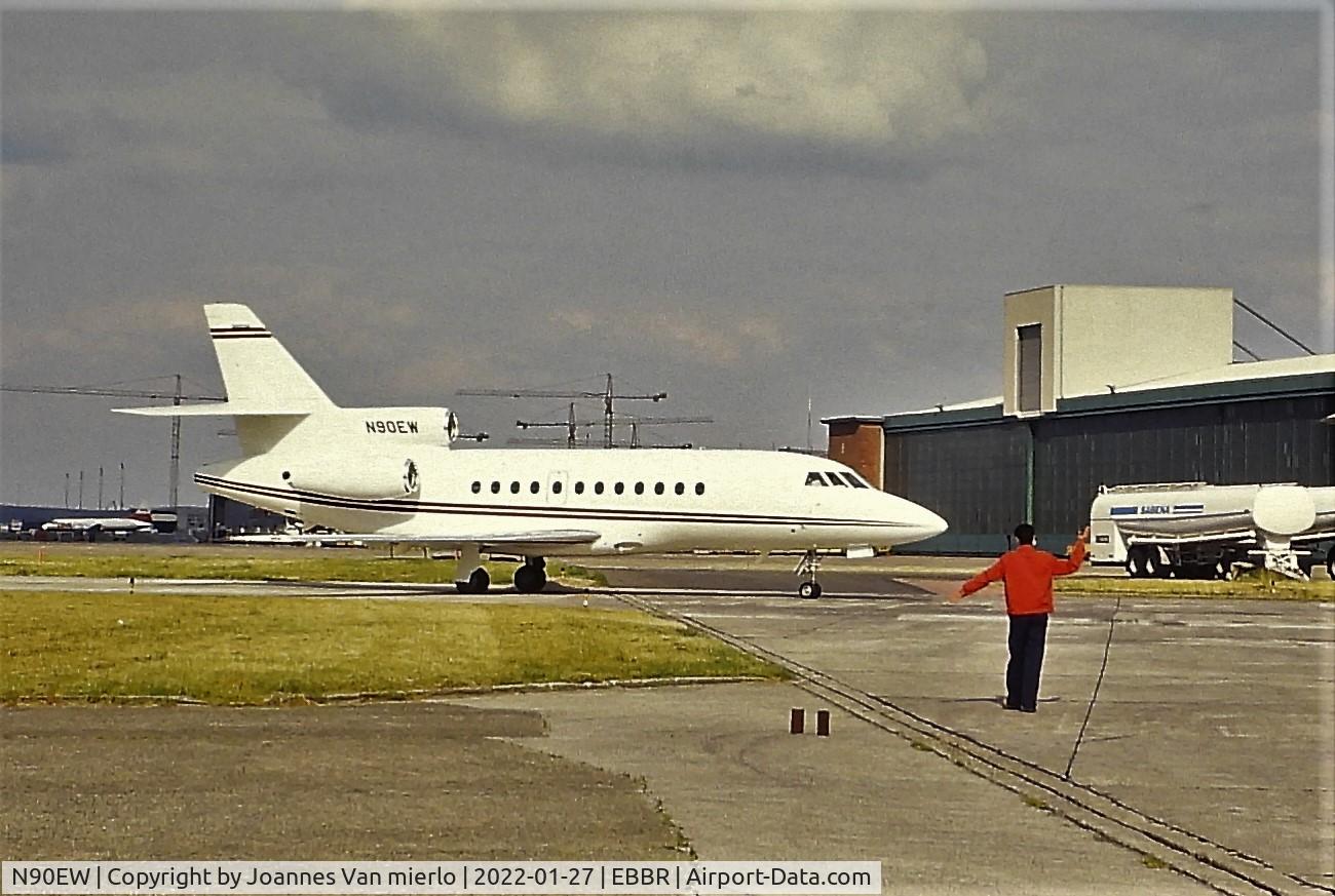 N90EW, 1987 Dassault 900 C/N 27, Slide scan