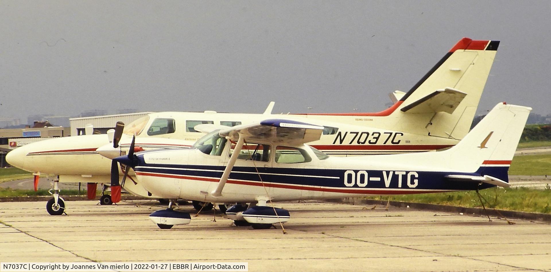 N7037C, 1988 Reims Cessna F406 Caravan II C/N F406-0028, Slide scan