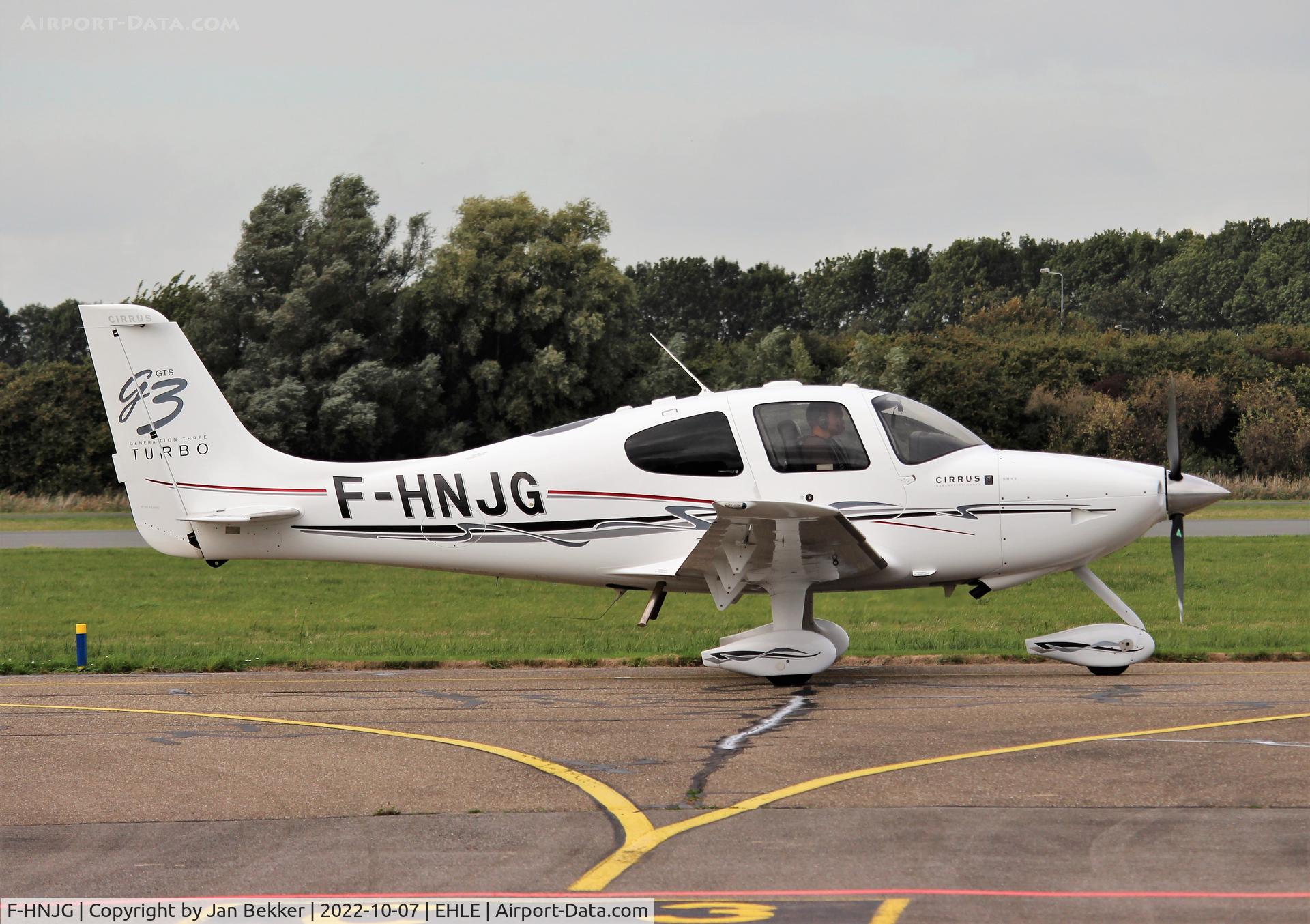 F-HNJG, 2008 Cirrus SR22-GTS G3 Turbo C/N 3126, Lelystad Airport