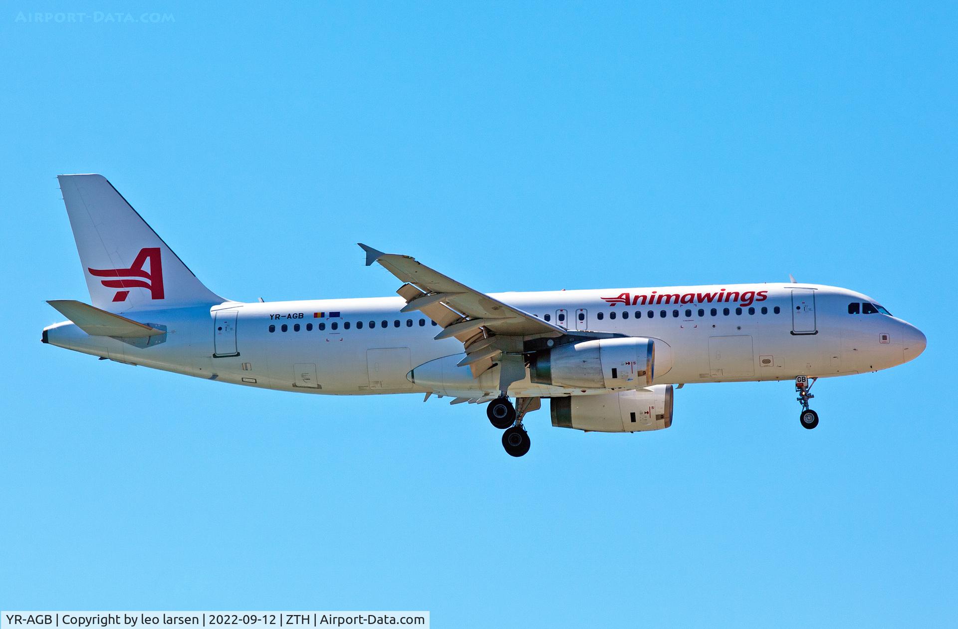 YR-AGB, 2007 Airbus A320-232 C/N 3316, Zakynthos 12.9.2022