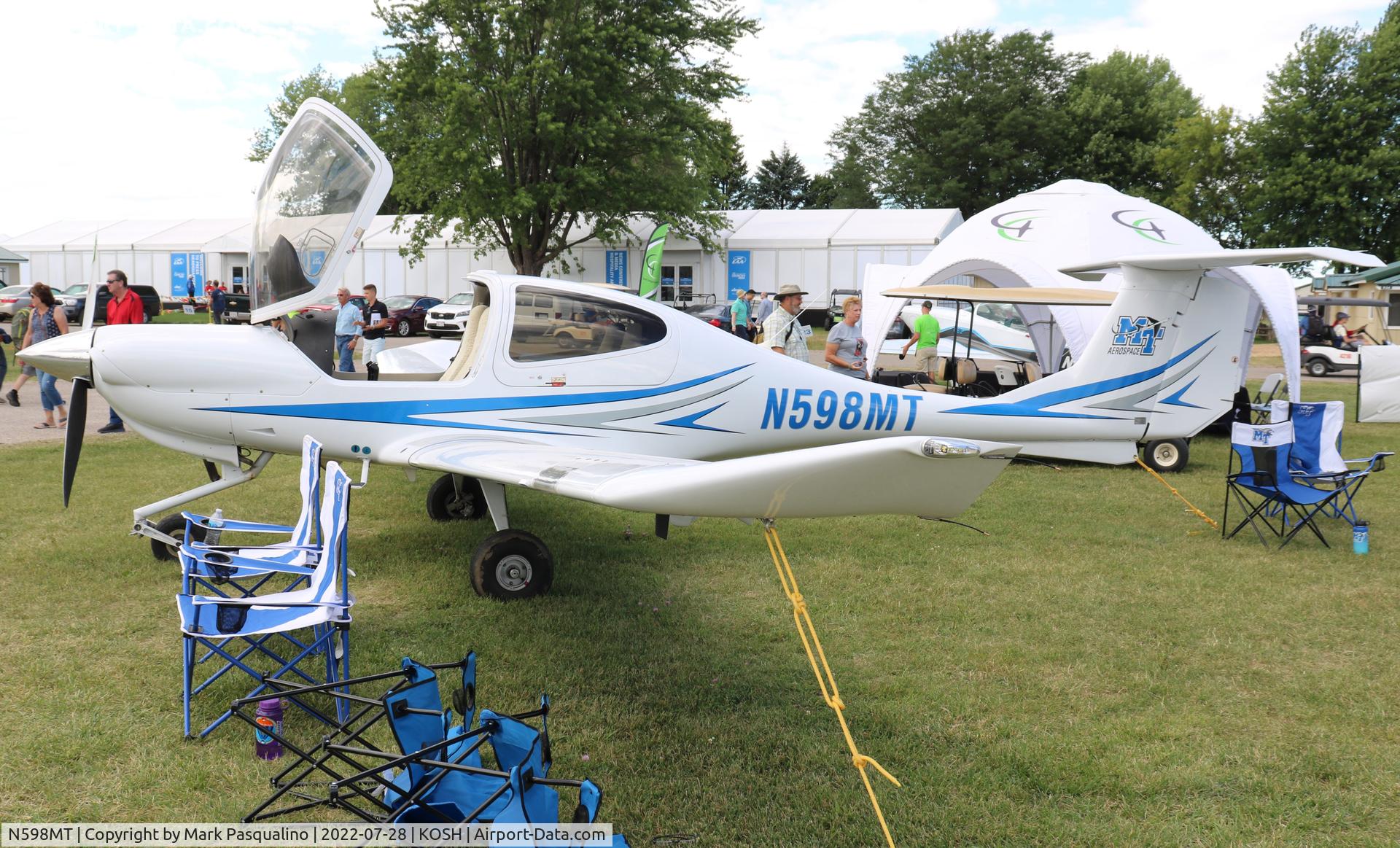 N598MT, Diamond DA 40 Diamond Star C/N 40.1226, Diamond DA-40 Diamond Star