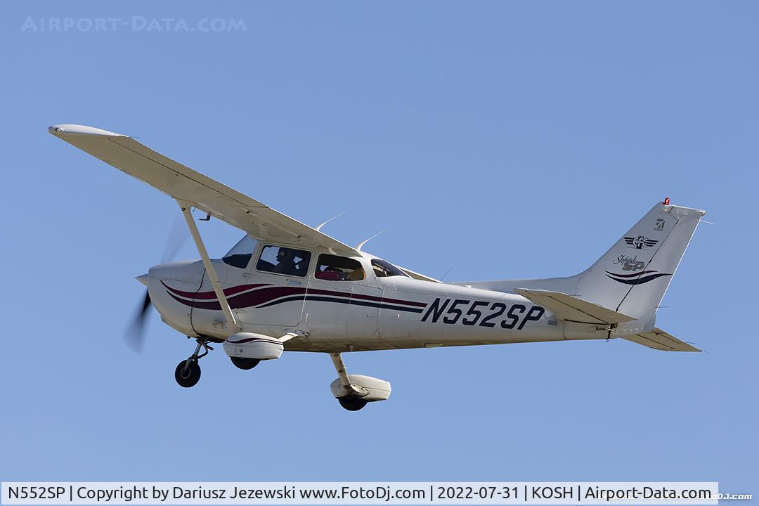 N552SP, 2000 Cessna 172S C/N 172S8404, Cessna 172S Skyhawk  C/N 172S8404, N552SP