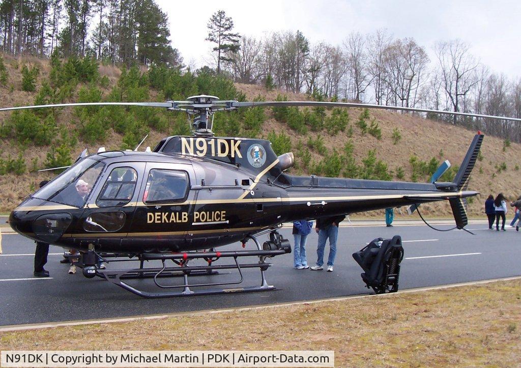 N91DK, Eurocopter AS-350B-2 Ecureuil C/N 3497, DeKalb County Police Eagle 1 on display.