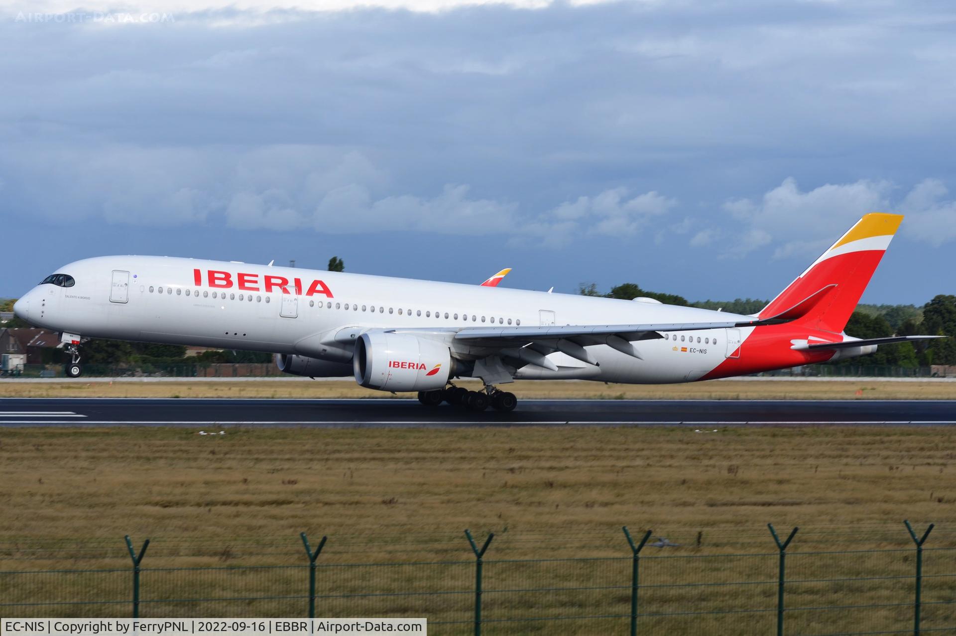 EC-NIS, 2020 Airbus A350-941 C/N 406, Iberia A359 touching down in BRU