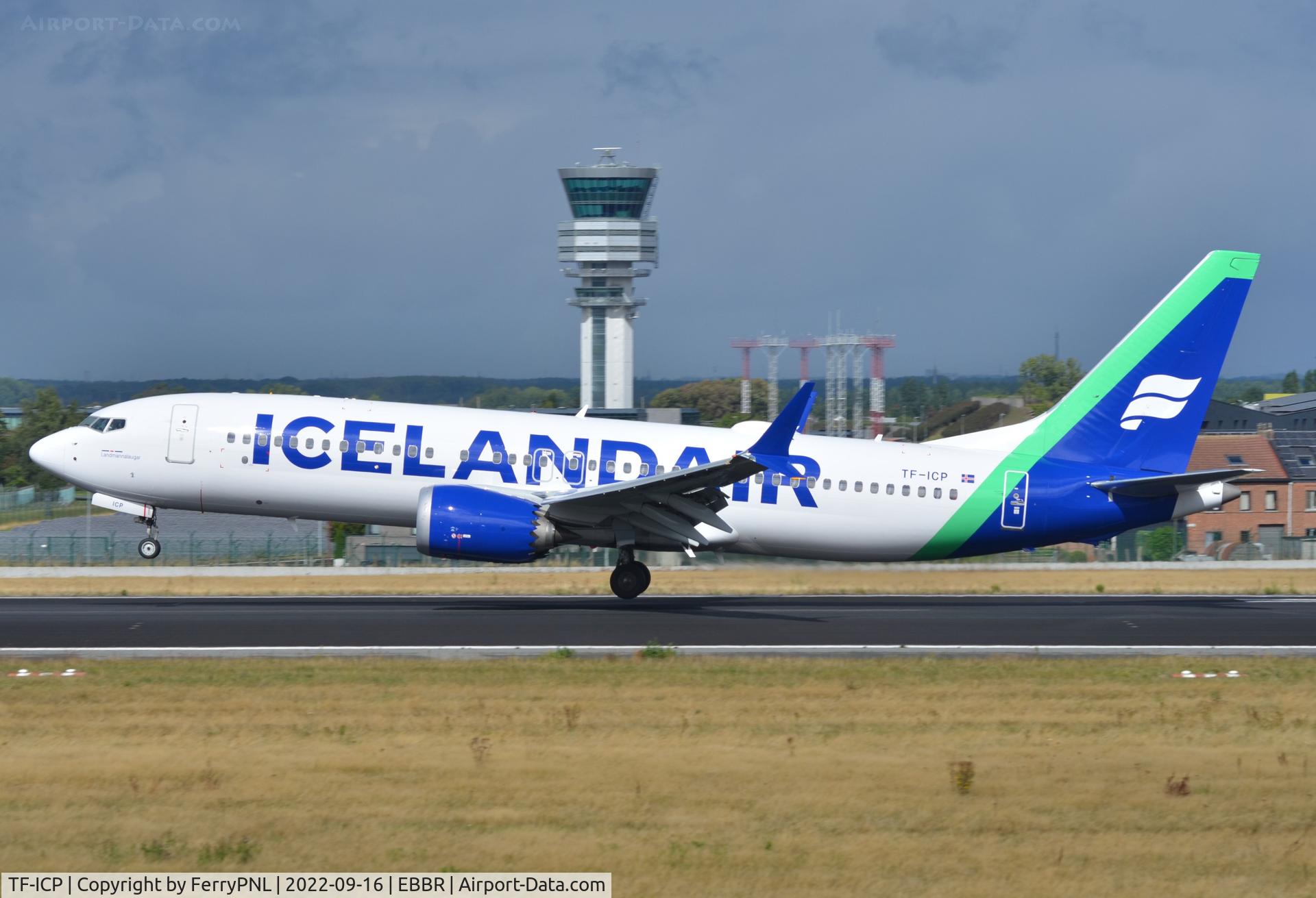 TF-ICP, 2019 Boeing 737-8 MAX C/N 44360, Icelandair B738M arriving