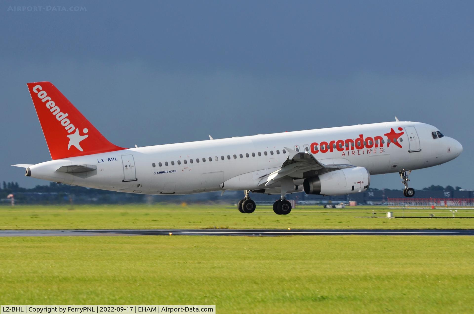 LZ-BHL, 2006 Airbus A320-200 C/N 2987, Landing of Corendon A3320 operated by BH Air