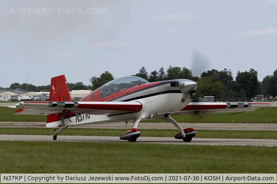N37KP, 2016 Extra EA-300/LC C/N LC056, Extra EA-300/LC  C/N LC056, N37KP