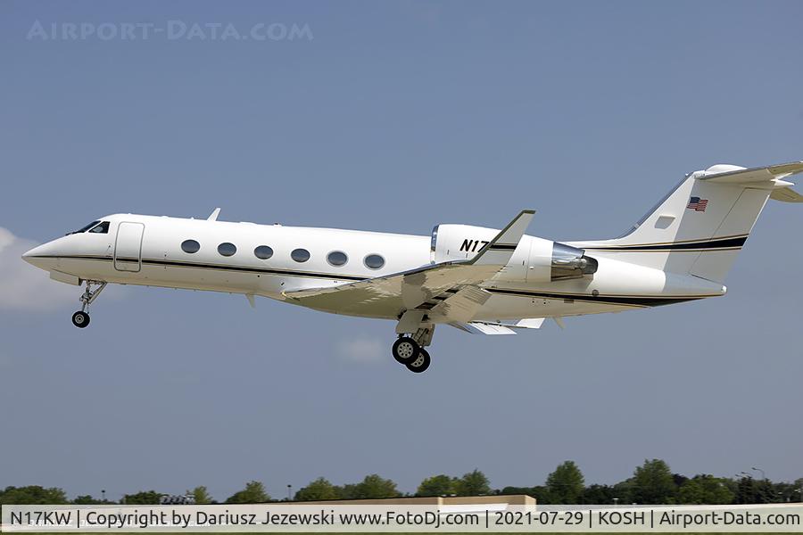 N17KW, Grumman G-1159 Gulfstream II C/N 028, Grumman G-1159 Gulfstream II  C/N 28, N17KW