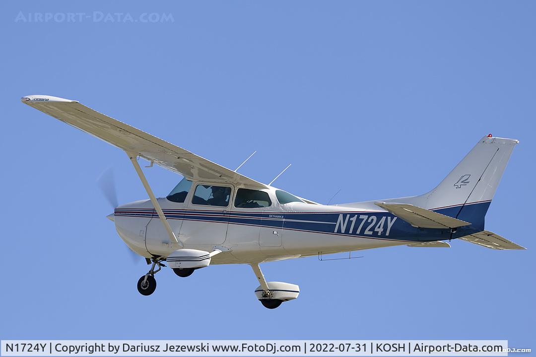 N1724Y, 1977 Cessna 172N Skyhawk C/N 17268676, Cessna 172N Skyhawk  C/N 17268676, N1724Y