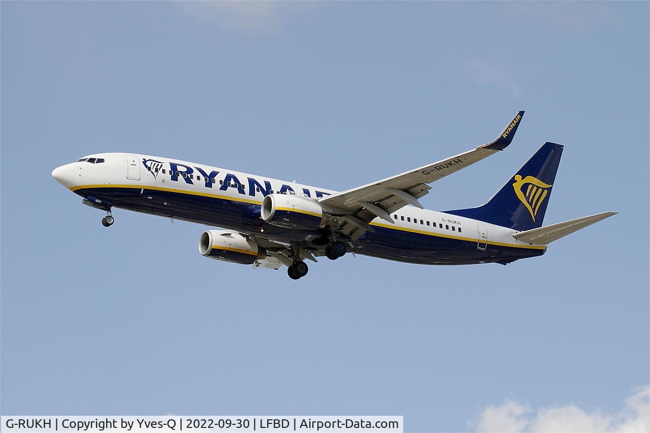 G-RUKH, 2007 Boeing 737-8AS C/N 33640, Boeing 737-8AS, Short approach rwy 23, Bordeaux Mérignac airport (LFBD-BOD)