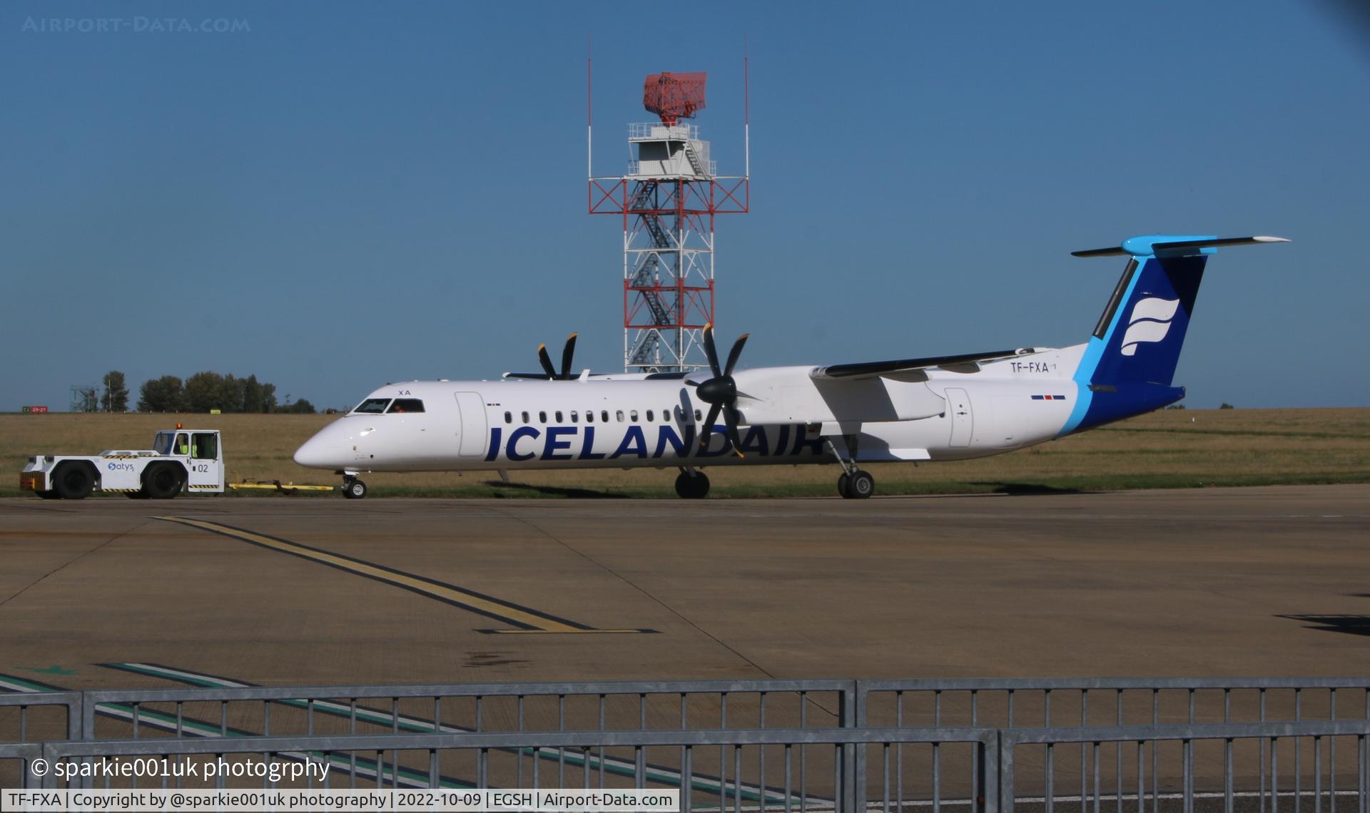 TF-FXA, 2001 Bombardier DHC-8-402 Q400 Dash 8 C/N 4022, Seen at Norwich emerged in the new Icelandair livery