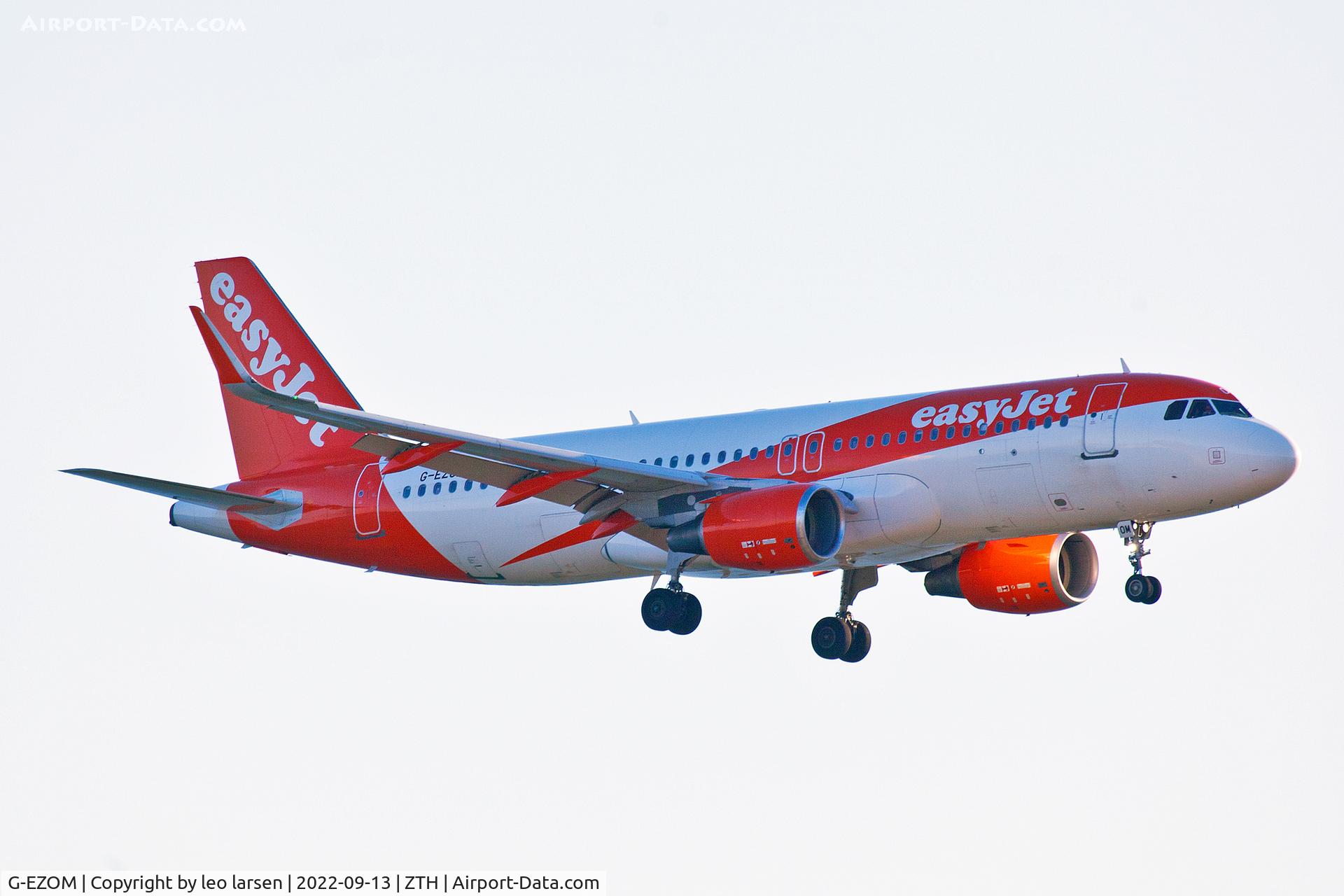 G-EZOM, 2015 Airbus A320-214 C/N 6587, Zakynthos 13.9.2022