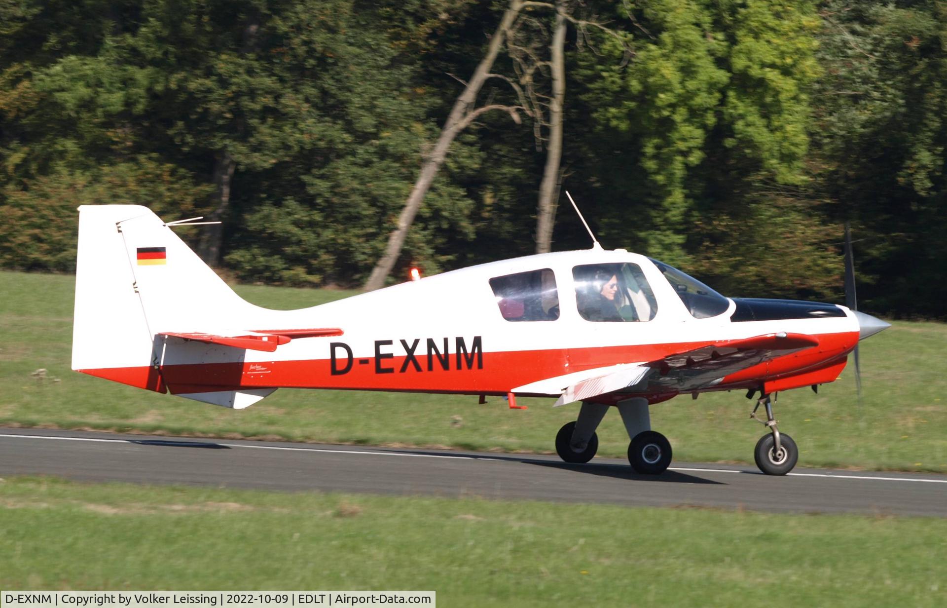 D-EXNM, 1969 Beagle B-121 Pup Series 1 (Pup 100) C/N B121-114, landing