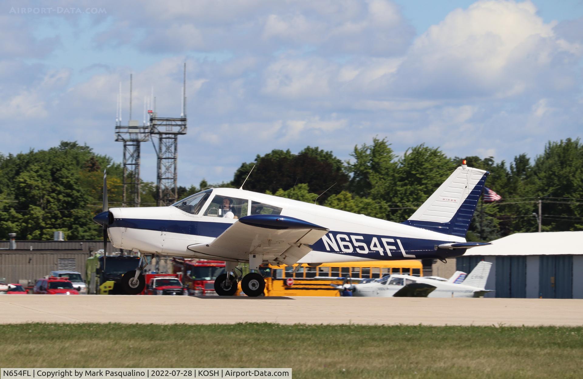 N654FL, 1971 Piper PA-28-140 C/N 28-7125569, Piper PA-28-140