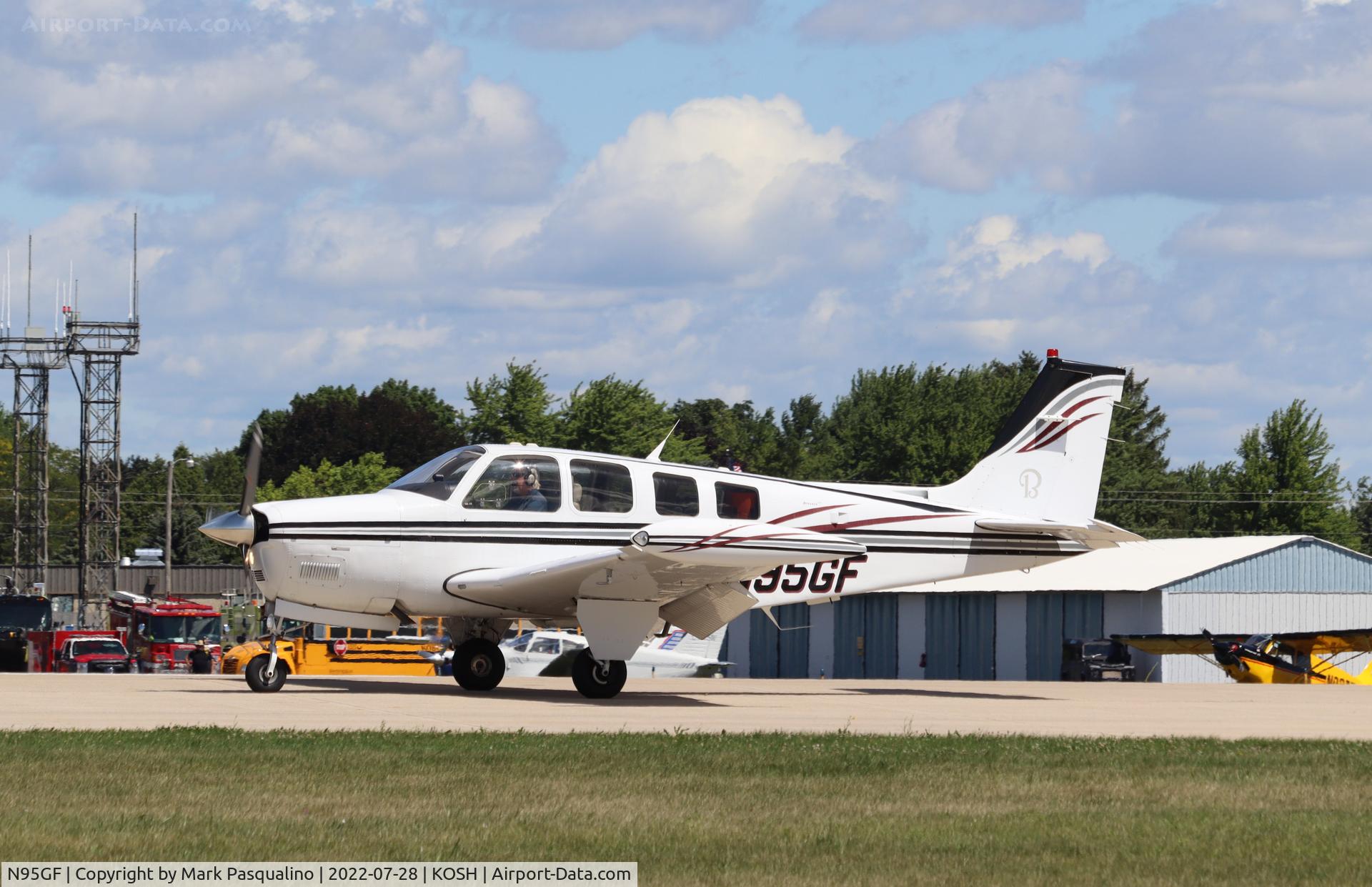 N95GF, 2005 Raytheon Aircraft Company G36 C/N E-3642, Beech G36