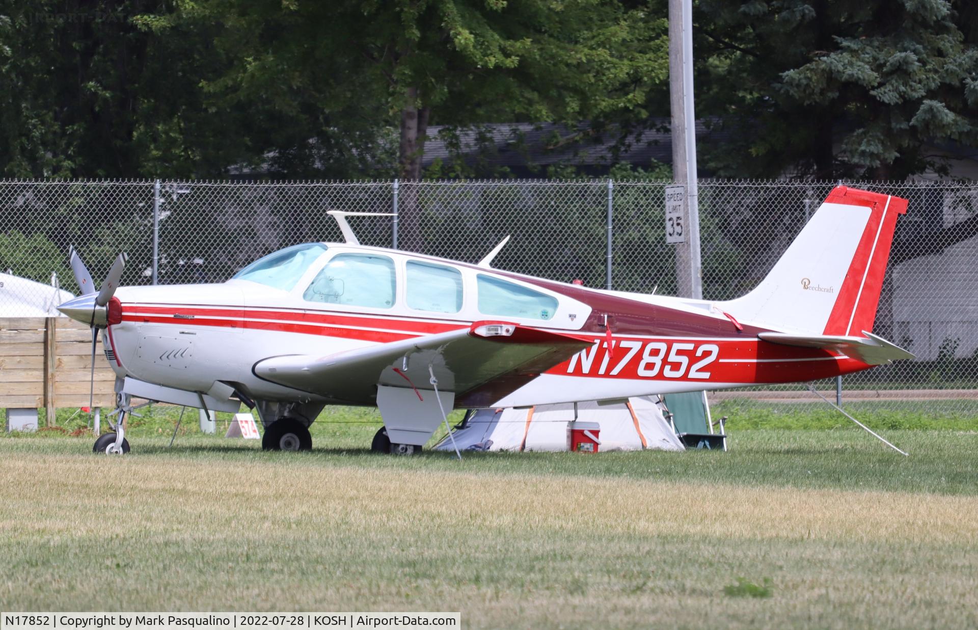 N17852, 1977 Beech F33A Bonanza C/N CE-715, Beech F33A