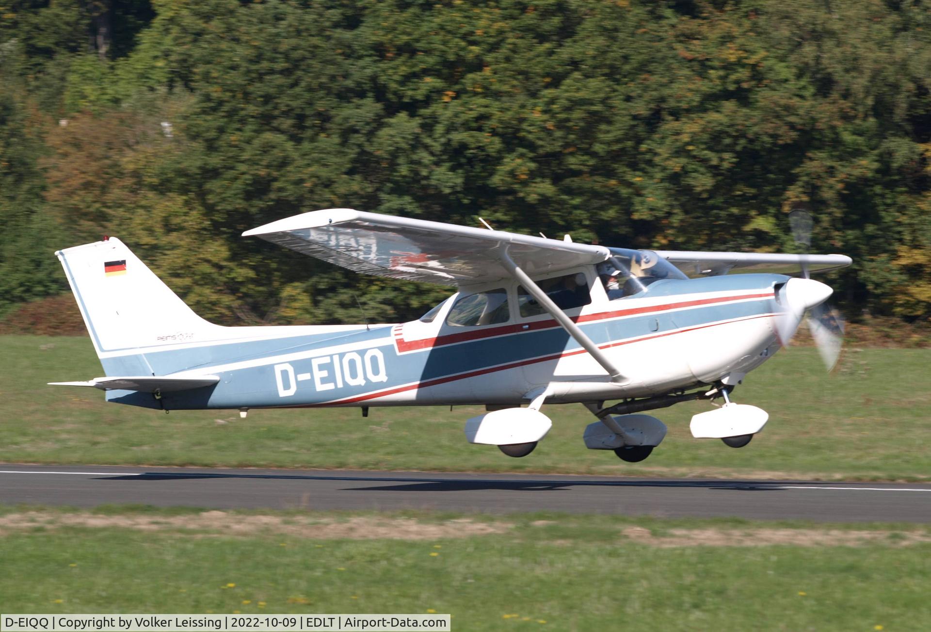 D-EIQQ, 1974 Reims F172J Rocket C/N FR172J0462, take off