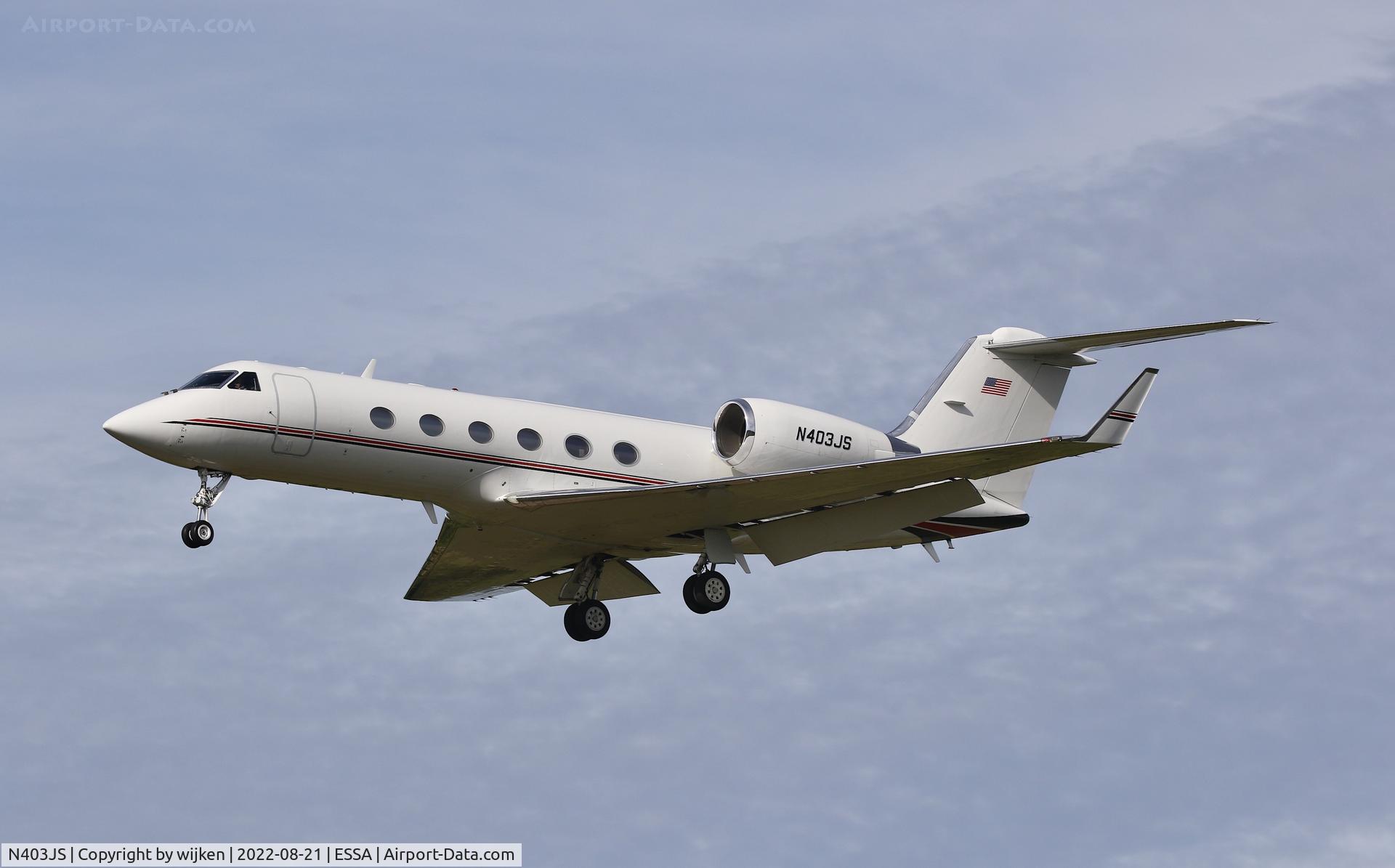 N403JS, 2000 Gulfstream Aerospace G-IV C/N 1433, RWY 26